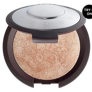 Becca Opal Highlighter